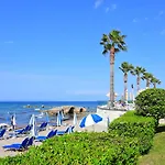 Nadia's & In Argasi, Sea-view Аргаси