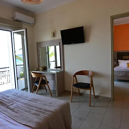Nadia's & In Argasi, Sea-view Apartment Argassi