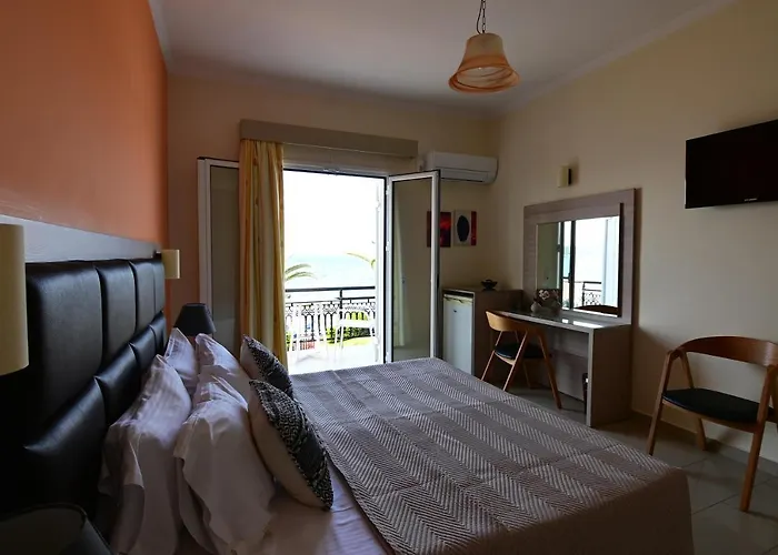 Nadia's & In Argasi, Sea-view * Аргаси